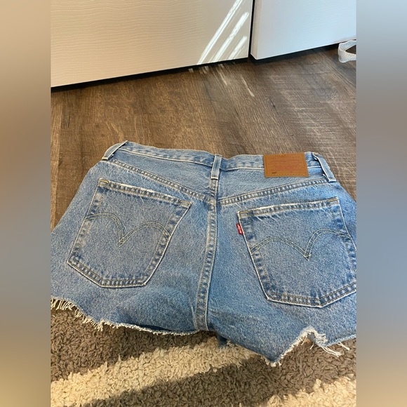 Levi’s 501 shorts - Picture 3 of 7